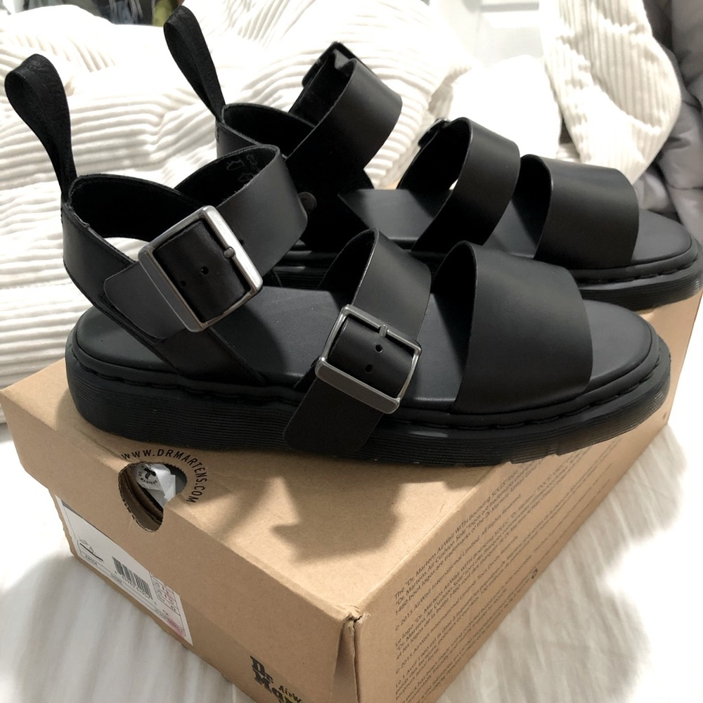 Dr. Martens Sandals Gryphon Brando Black Unisex